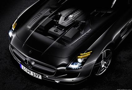 "Mercedes Benz SLS AMG 2011" تجسيدا للتكنولوجيا العالية